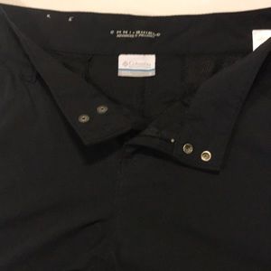 Black Columbia shorts